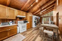 Mama Bear's Cozy Cabin