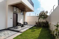 ELIVAAS Terra Estate 10 BHK Villa -  case vacanza in affitto