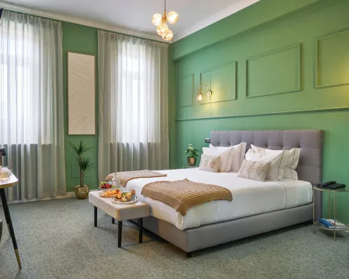 Estoril Boutique Hotel Hotel dekat Pantai Poca