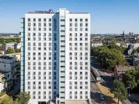 Premier Inn Koln City Sud