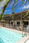 Les Jardins du Canal Piscine Chauffée - Swimmingpools