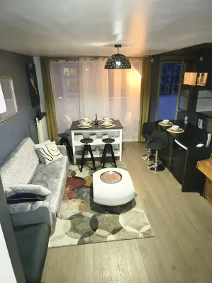 Charming Parisian Duplex in the Vibrant 19th Arrondissement Hotels in La Villette