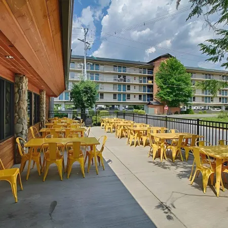Creekstone Inn