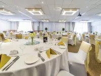 Novotel Southampton Hotels near Westgate