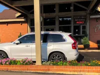 Charles Wesley Motor Lodge Downtown Broken Bow- Hochatown - ที่มีที่จอดรถ