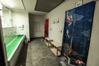 Snow Monkey Lodge - Hot Springs