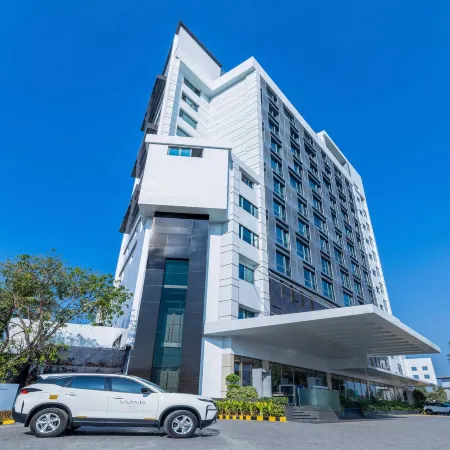 Vivanta Kochi, Aluva