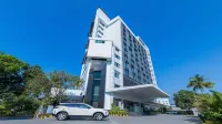 Vivanta Kochi, Aluva