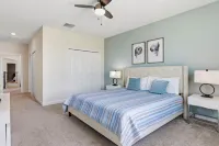 5BR Family Home, Pool, Theme Beds, Space, Location - Kitchens