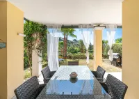 Lalq13 Stunning Frontline Golf 3 Bed Apt - 4-Sterne