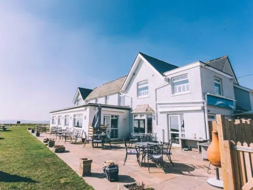 The Cliff House - Parkering