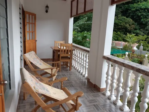 One Bedroom Self-Catering Accommodation - Mountain view