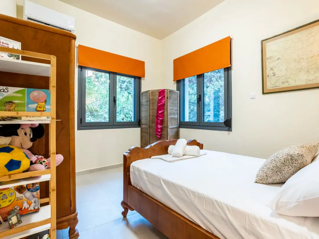 Jeannette's Seaside Getaway - Kalamata Urban Gem - Calamata