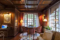 Hotel Edelweiss - Bãi đậu xe