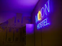 Moon Hostel Wrocław - ホステル