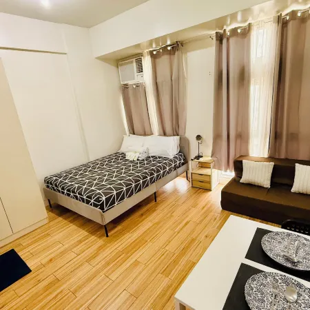 JFam Suites