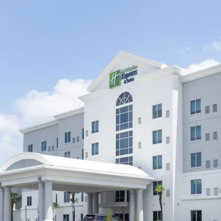 Holiday Inn Express & Suites COLUMBIA-FORT JACKSON by IHG