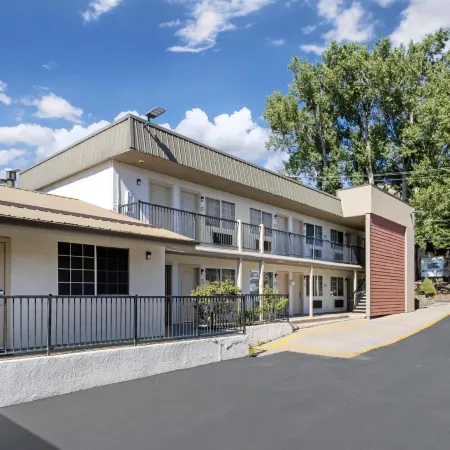 Best Western Skyline Motor Lodge