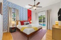 可睡10人 加熱游泳池 遊戲室 熱水浴缸(Sleeps 10 Heated Pool Game Room Hot Tub) - 露台