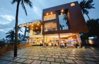 Hanric by Eight Continents Amaranta, Varkala - Pools