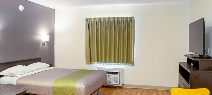 Studio Lodge - Springdale Cincinnati Hotels in Sharonville