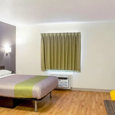 Studio Lodge - Springdale Cincinnati