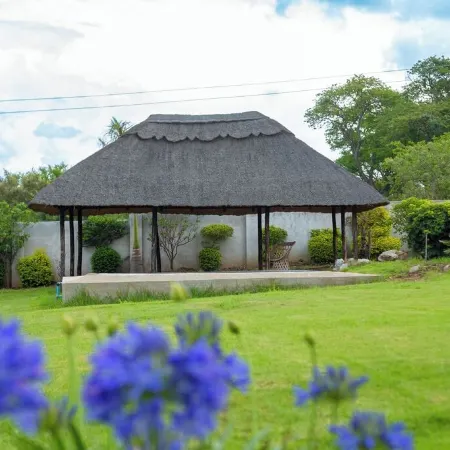 Tingompela Guest House