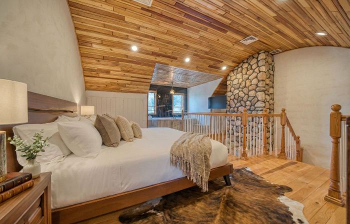 The Haüs Windham - Spacious Suites, Hot Tub, Mountain Views!