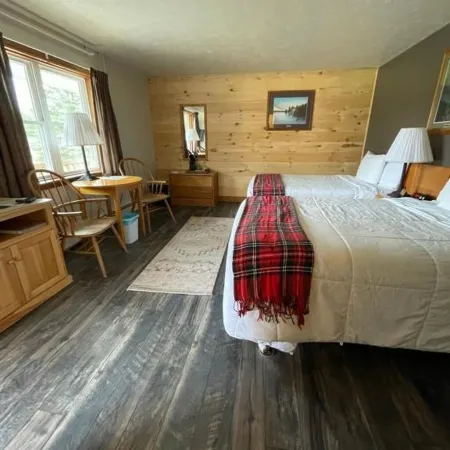 Spillover Motel and Inn