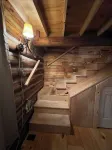 Very private log cabin nestled in the woods to unwind & unplug. - 4-stjärniga