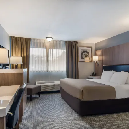 Quality Inn & Suites Silverdale Bangor-Keyport