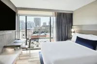 AC Hotel San Diego Downtown Gaslamp Quarter - Rooftop Pools