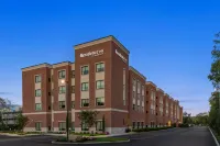 Residence Inn by Marriott Melville - breakfast