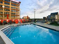 Aloft Greenville Downtown Hotels near McPherson Park