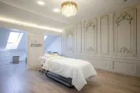 Tresor Le Palais Timisoara, Curio Collection by Hilton - Spa