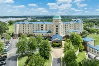 Renaissance Shoals Resort & Spa - parking