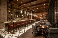 Gaylord Rockies Resort & Convention Center - bar