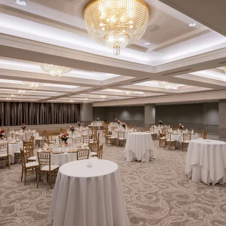 The Benson Portland, Curio Collection by Hilton
