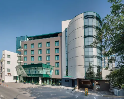 DoubleTree by Hilton Cluj - City Plaza Hotels near Amera Tower