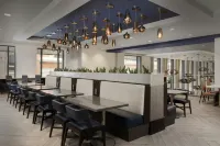 Embassy Suites by Hilton Knoxville Downtown - Baarit