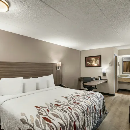 Red Roof Inn Enfield