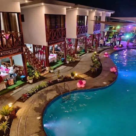 Bakawan Hideaway Resort & Restaurant