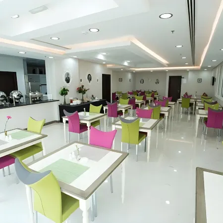 Green Garden Hotel