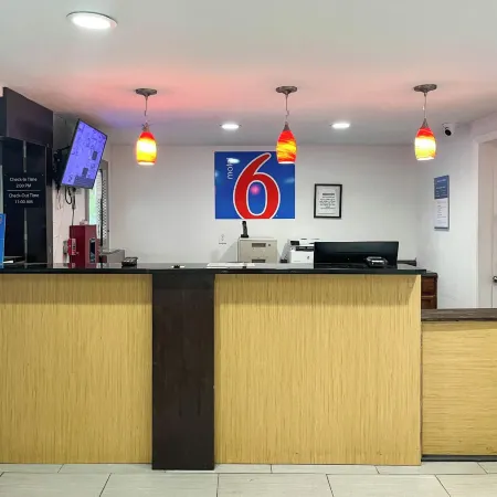 Motel 6 Aberdeen, NC - Pinehurst
