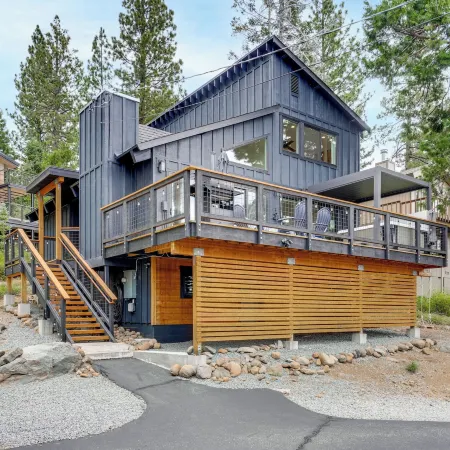 Steps to Beach: Family Home w/ Views in Tahoe City