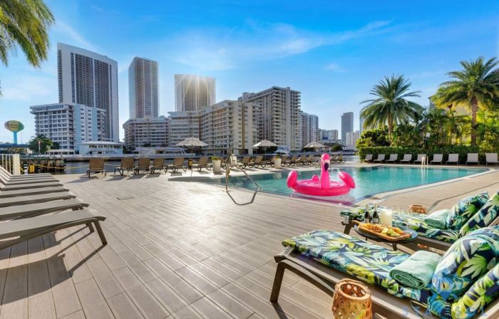 Infinite View - Balcony- Amazing Pool- Near Beach