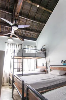 Pisces Youth Hostel - Hostellit