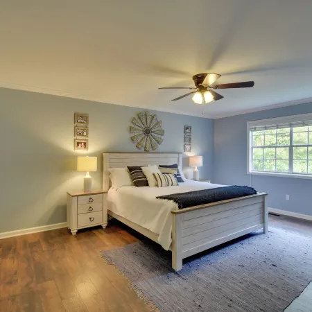 Modern Home w/ Yard + Deck, 1 Mi to Clemson U!