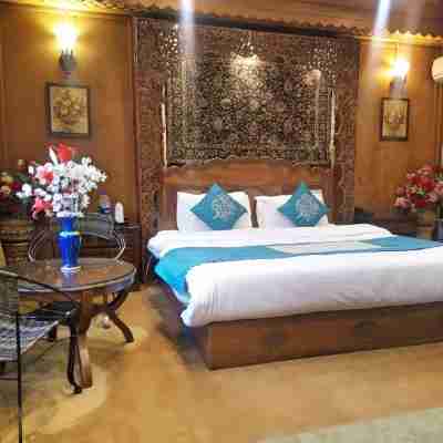 The Mughal Sheraton Rooms