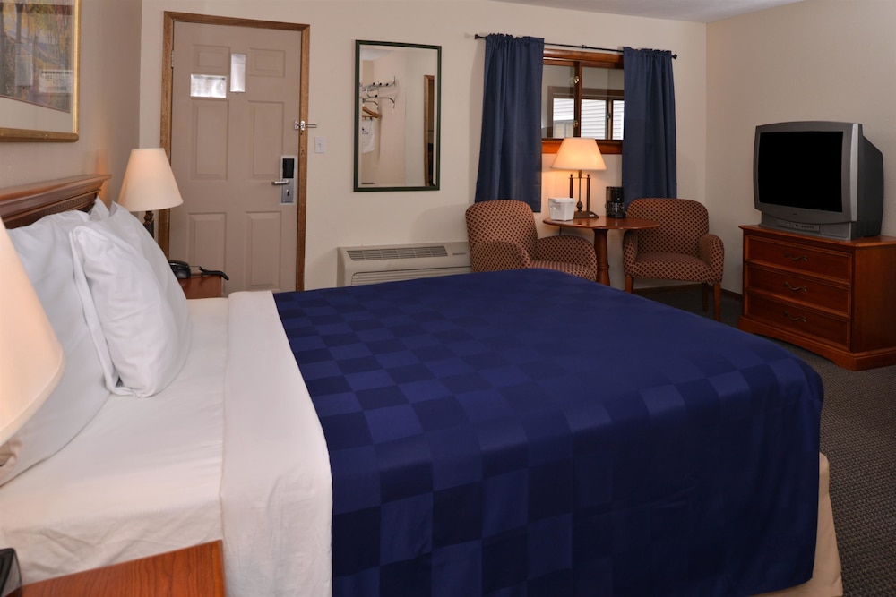 Americas Best Value Inn Marquette